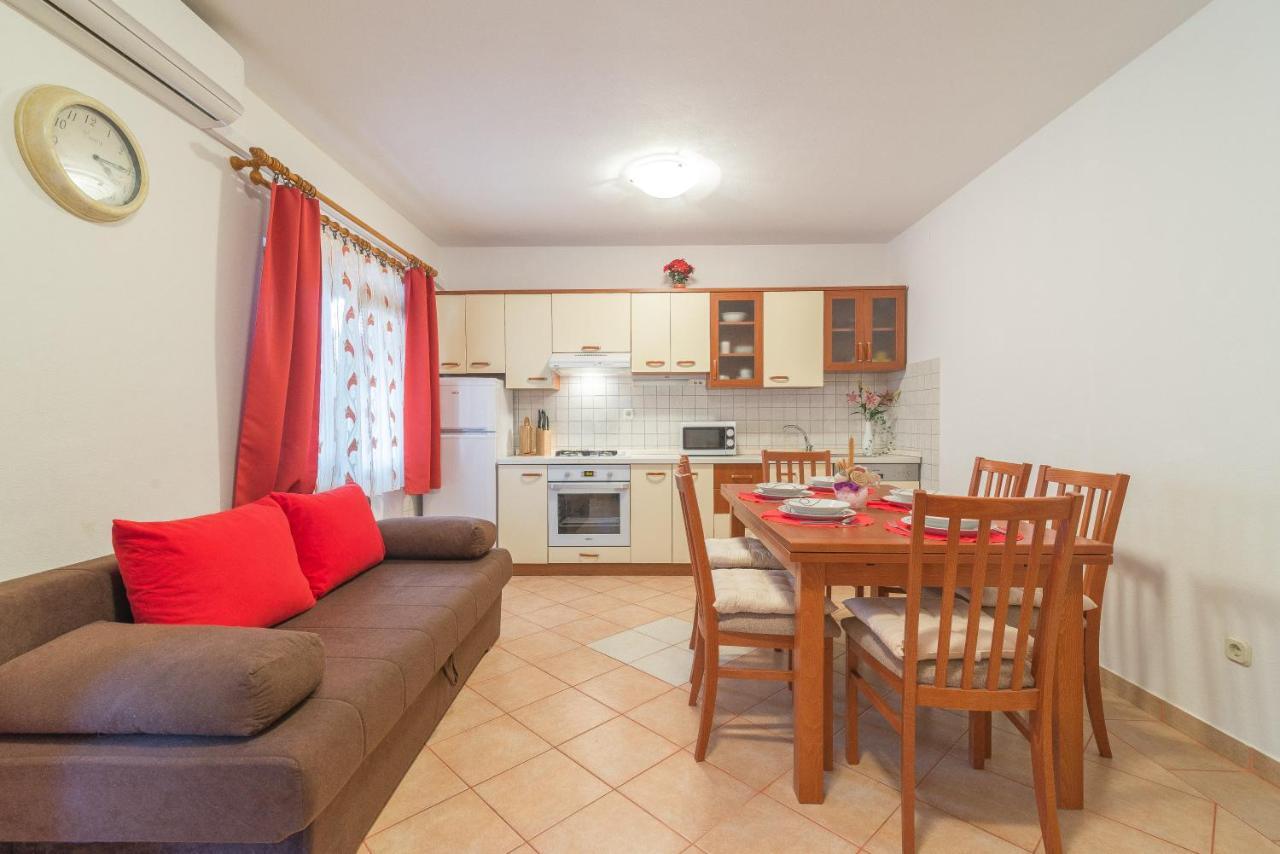 Apartments Puskaric Vir Exterior foto
